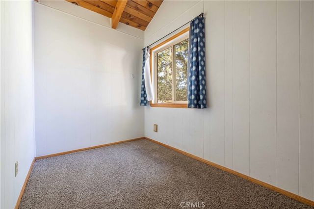 315 San Bernardino, Sugarloaf, CA 92386