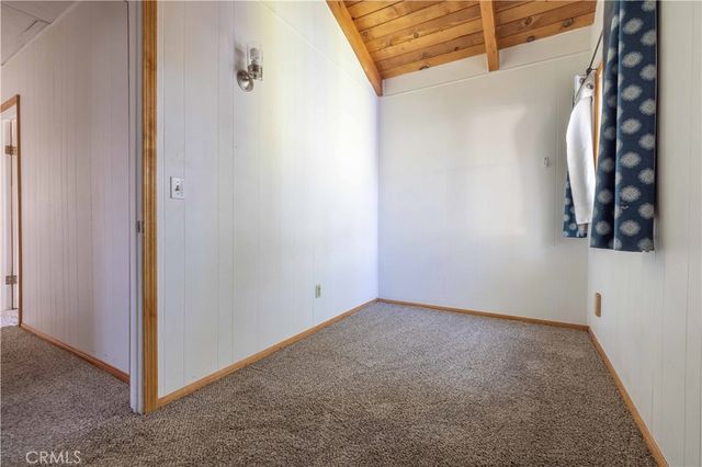 315 San Bernardino, Sugarloaf, CA 92386