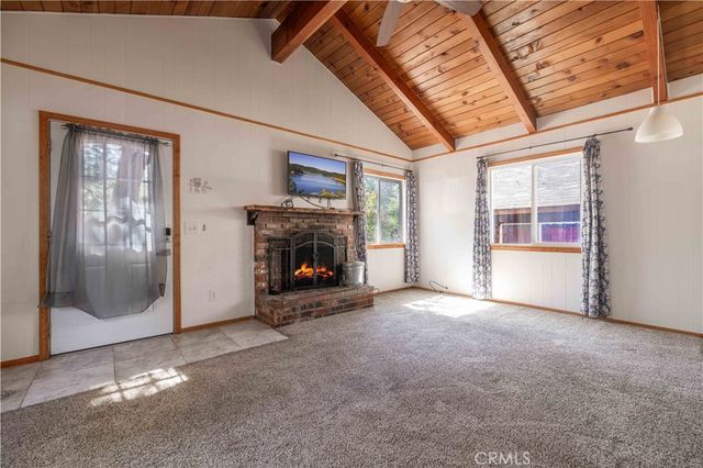 315 San Bernardino, Sugarloaf, CA 92386