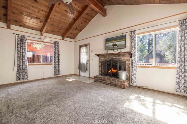315 San Bernardino, Sugarloaf, CA 92386