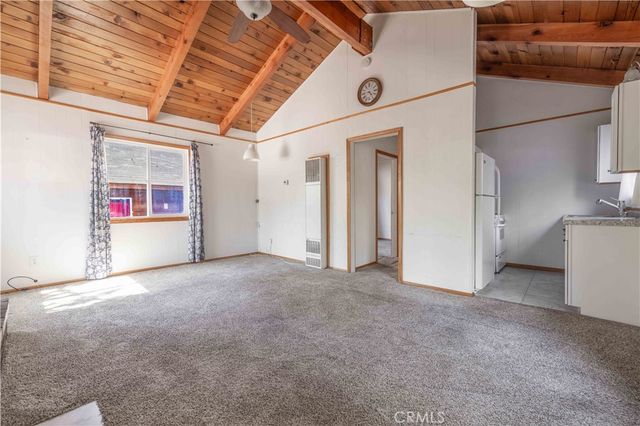 315 San Bernardino, Sugarloaf, CA 92386