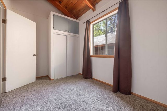 315 San Bernardino, Sugarloaf, CA 92386