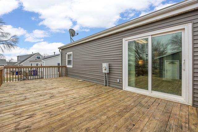 5434 Gordon Avenue NW, Cedar Rapids, IA 52405