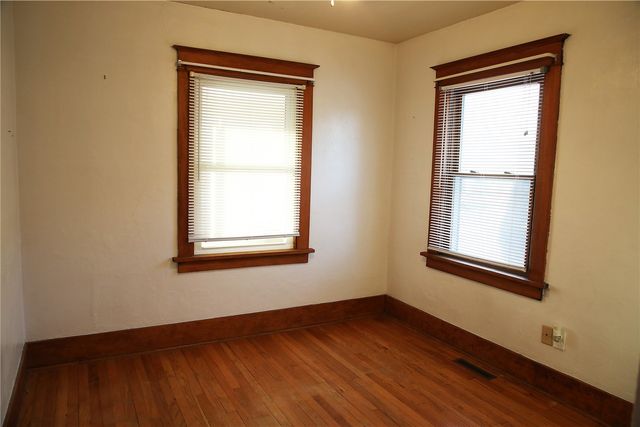 832 Daniels Street NE, Cedar Rapids, IA 52402