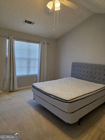 387 Spring Walk Trace, Lawrenceville, GA 30046