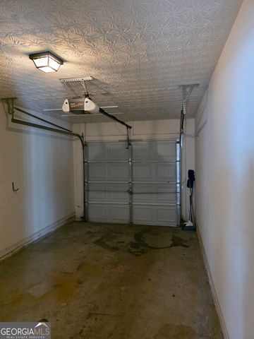 387 Spring Walk Trace, Lawrenceville, GA 30046