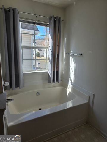 387 Spring Walk Trace, Lawrenceville, GA 30046