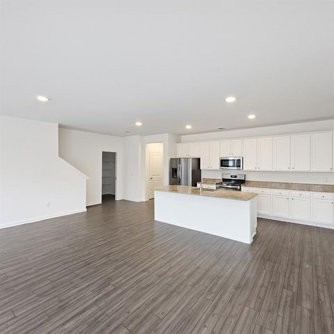 15 Goshawk Street, Braselton, GA 30517