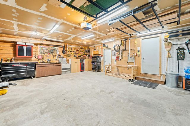 2856 CIRCLE LOOP ROAD, North Pole, AK 99705