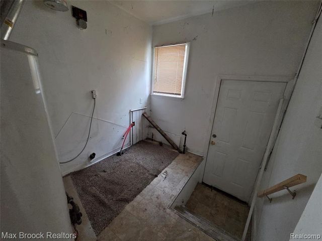 24511 Florence Street, Detroit, MI 48219