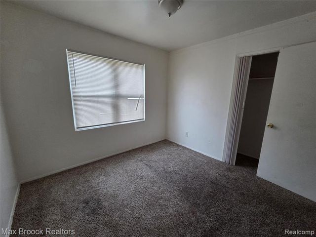 24511 Florence Street, Detroit, MI 48219