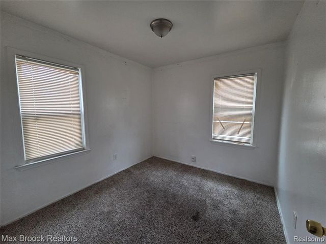 24511 Florence Street, Detroit, MI 48219