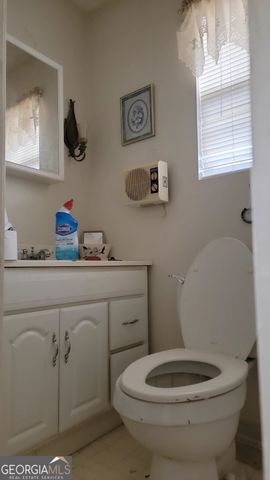 1743 Hillview Avenue, Jonesboro, GA 30236