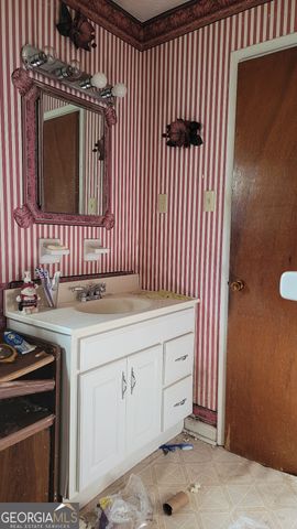 1743 Hillview Avenue, Jonesboro, GA 30236