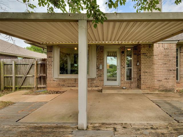 1705 Clearwater Drive, Norman, OK 73071
