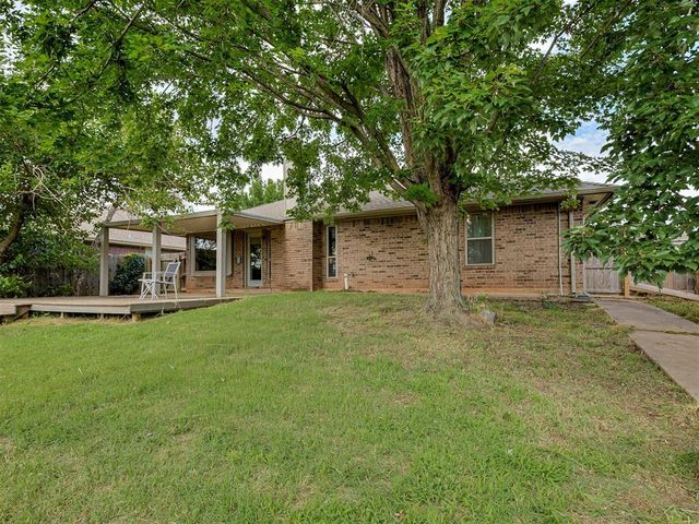 1705 Clearwater Drive, Norman, OK 73071