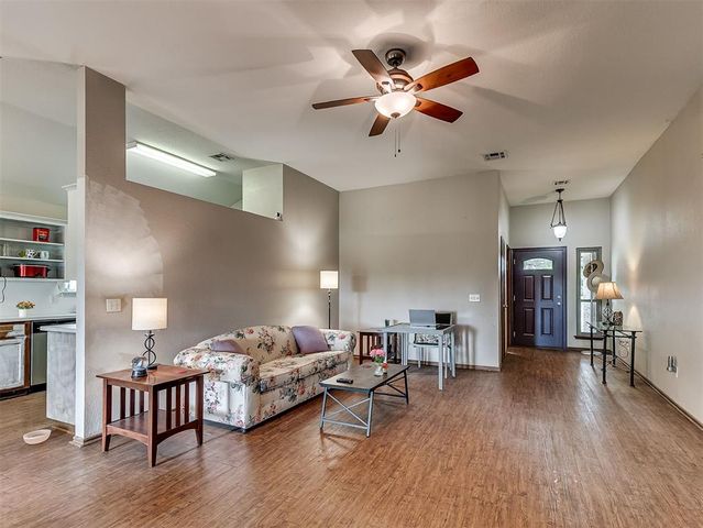 1705 Clearwater Drive, Norman, OK 73071