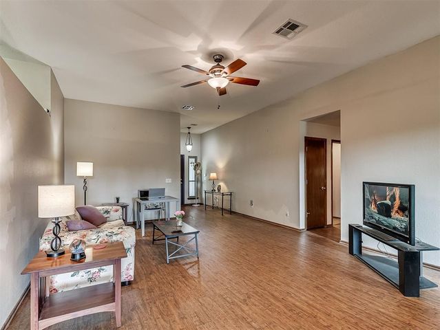 1705 Clearwater Drive, Norman, OK 73071