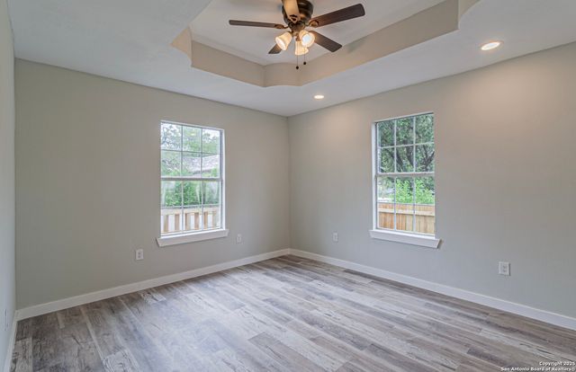 210 N San Jacinto, San Antonio, TX 78207