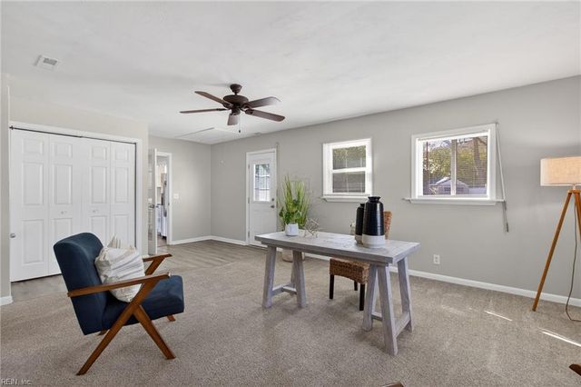 5149 Holly Farms DR, Virginia Beach, VA 23462