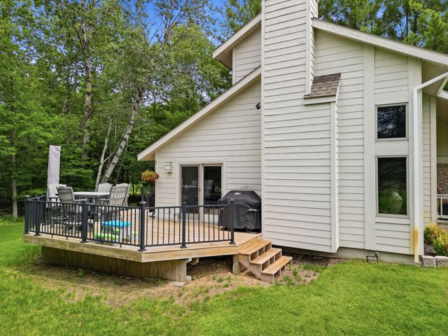 9551 Clubhouse Drive W, Morton Twp, MI 49346