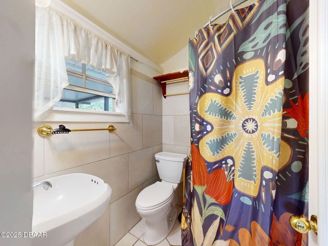 628 Mulberry Street, Daytona Beach, FL 32114