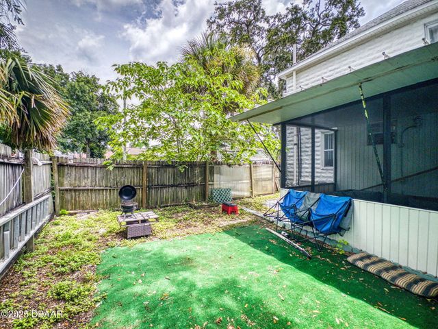 628 Mulberry Street, Daytona Beach, FL 32114