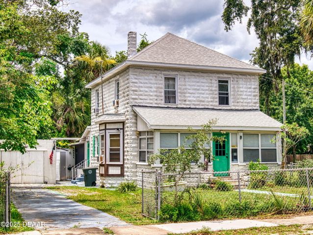628 Mulberry Street, Daytona Beach, FL 32114