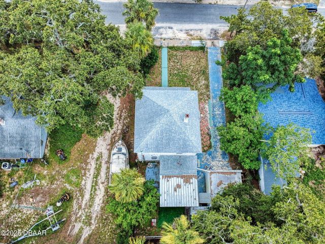 628 Mulberry Street, Daytona Beach, FL 32114