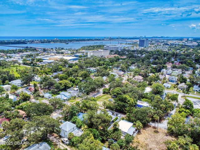 628 Mulberry Street, Daytona Beach, FL 32114