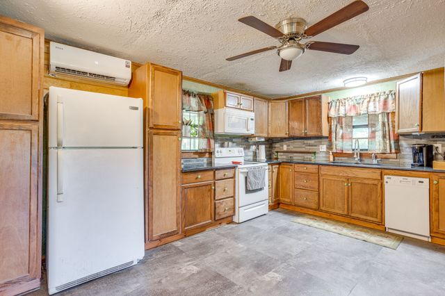 4180 E Fm 2210 E, Perrin, TX 76486