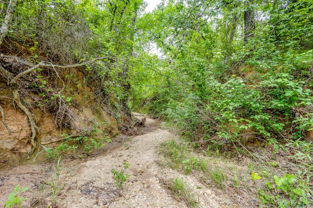 4180 E Fm 2210 E, Perrin, TX 76486