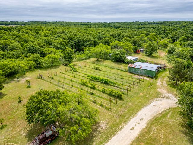 4180 E Fm 2210 E, Perrin, TX 76486