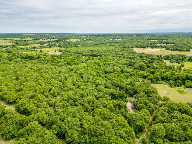 4180 E Fm 2210 E, Perrin, TX 76486