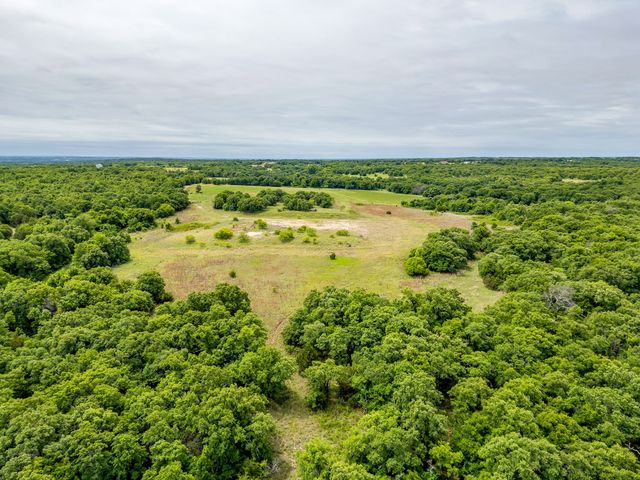 4180 E Fm 2210 E, Perrin, TX 76486