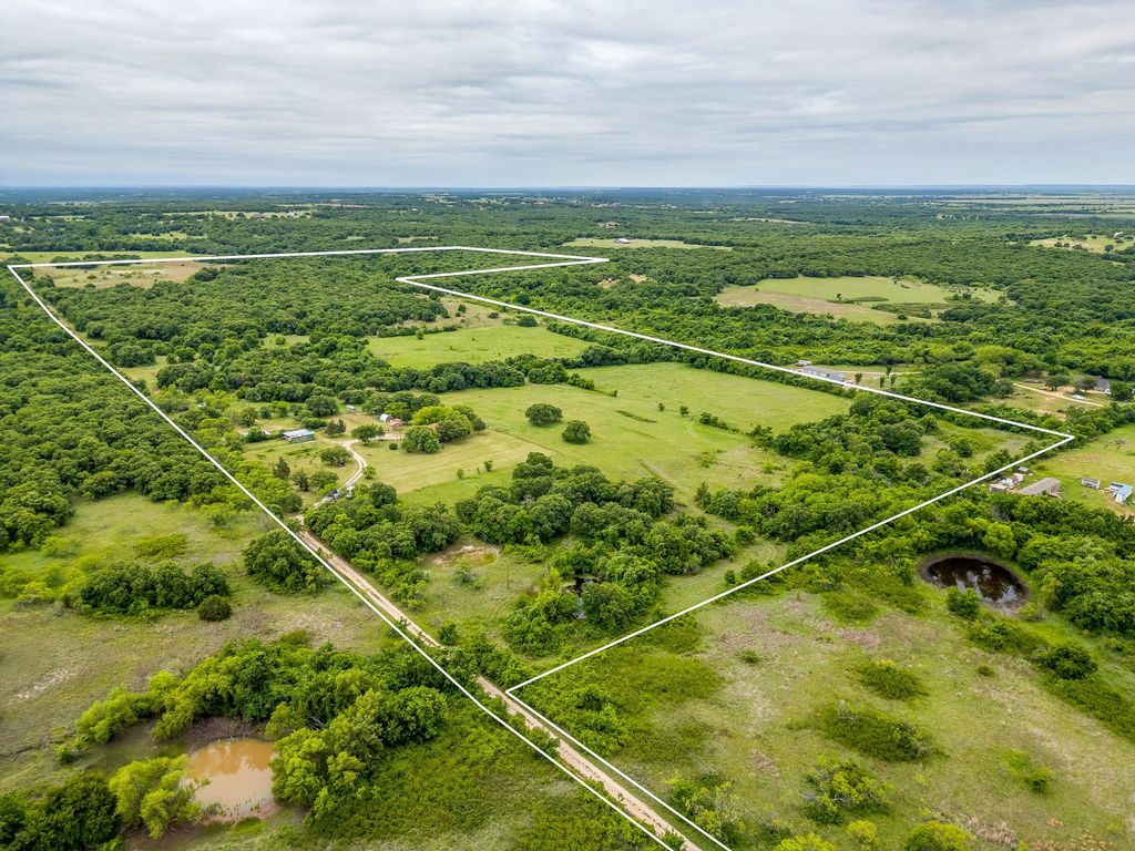 4180 E Fm 2210 E, Perrin, TX 76486