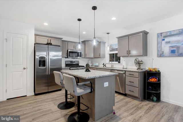 18007 DAVE ANNE CIR, Stewartstown, PA 17363