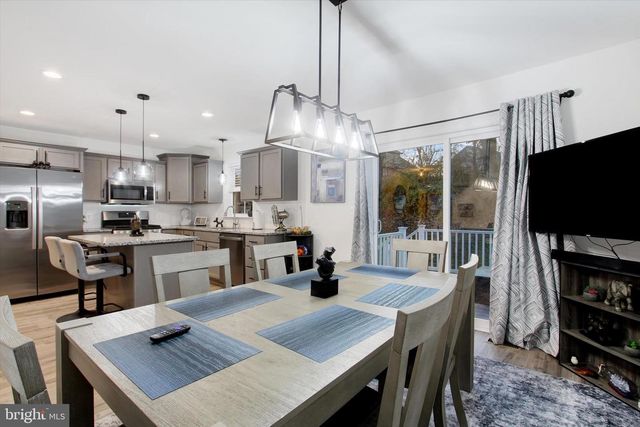 18007 DAVE ANNE CIR, Stewartstown, PA 17363