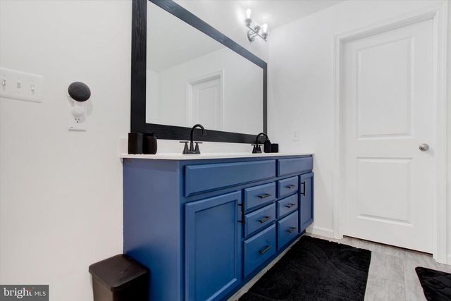 18007 DAVE ANNE CIR, Stewartstown, PA 17363