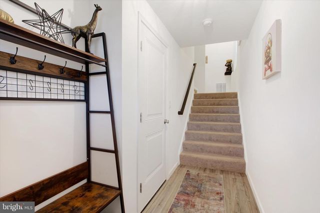 18007 DAVE ANNE CIR, Stewartstown, PA 17363