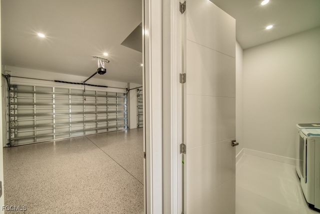 1019 SW 8th CT, Cape Coral, FL 33991