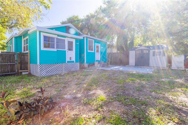 56 W PARK STREET, Tarpon Springs, FL 34689