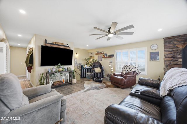 18271 Caparell Court, Tehachapi, CA 93561