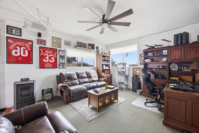 18271 Caparell Court, Tehachapi, CA 93561