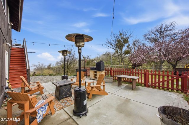 18271 Caparell Court, Tehachapi, CA 93561