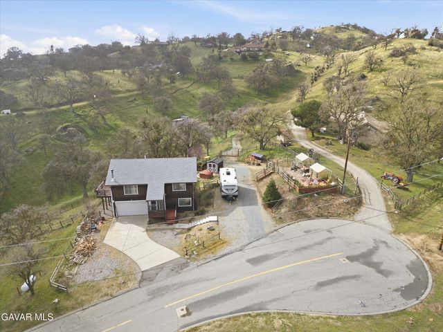 18271 Caparell Court, Tehachapi, CA 93561