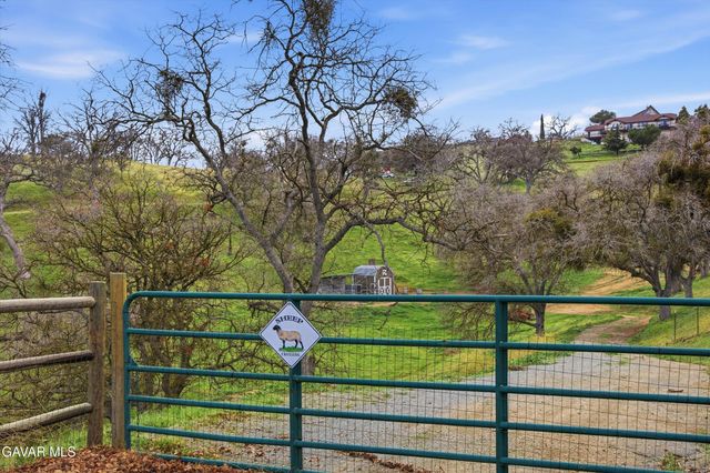 18271 Caparell Court, Tehachapi, CA 93561