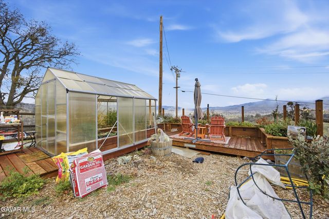 18271 Caparell Court, Tehachapi, CA 93561