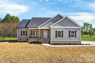 144 Tranquility Lane, Harmony, NC 28634