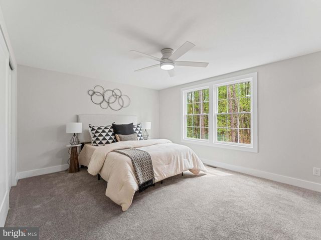 4 SALEM WAY, Marlton, NJ 08053